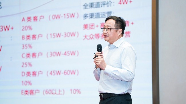 王向宏.jpg
