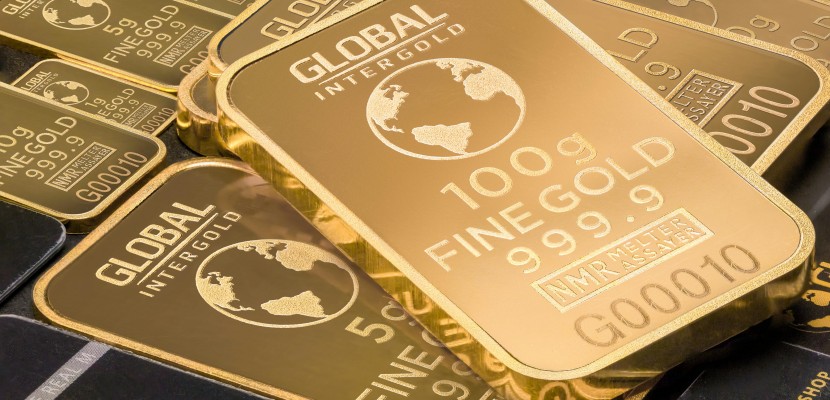 金价狂飙，金饰价格达1174元，近一年每克涨了400元，还能买吗？