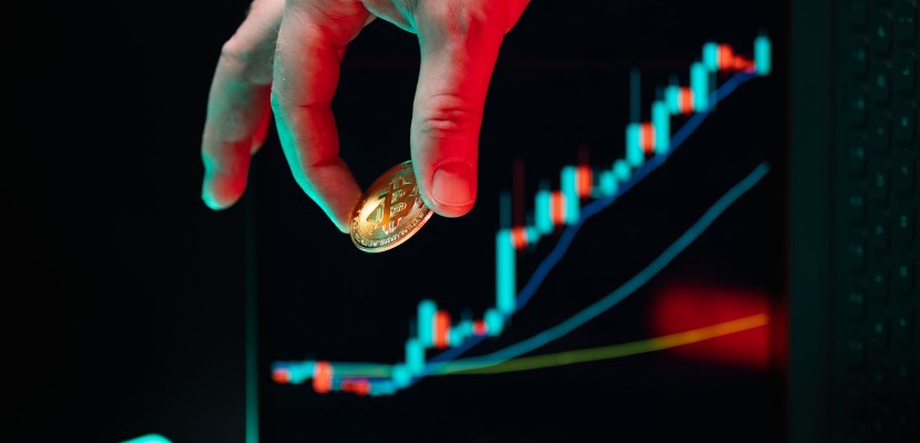 张一鸣重回胡润百富榜首，梁文锋首次上榜位列第七